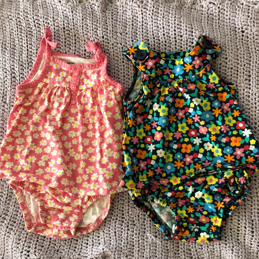 Carter’s 6m floral print sunsuits